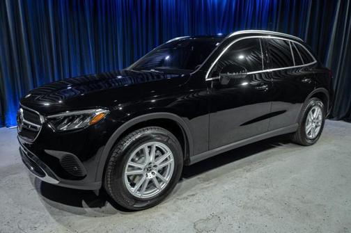 2025 Mercedes-Benz GLC 300 Base