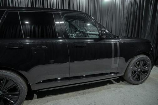 2023 Land Rover Range Rover P530 SE