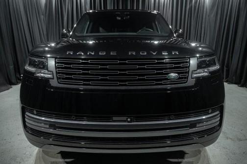 2023 Land Rover Range Rover P530 SE