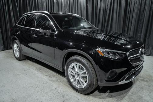 2025 Mercedes-Benz GLC 300 Base