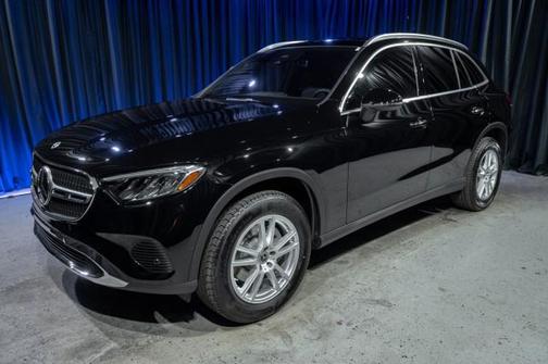 2025 Mercedes-Benz GLC 300 Base