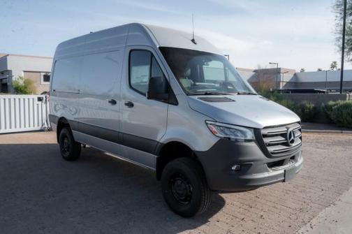 2025 Mercedes-Benz Sprinter 2500 Standard Roof