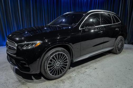 2025 Mercedes-Benz GLC 300 Base