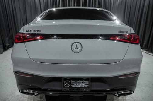 2025 Mercedes-Benz GLC 300 4MATIC Coupe
