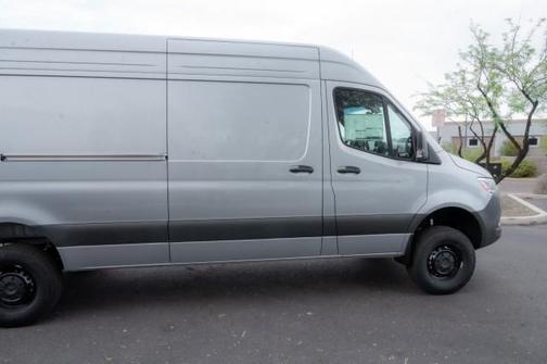 2025 Mercedes-Benz Sprinter 2500 High Roof