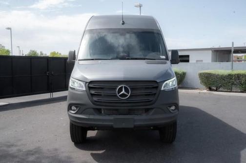 2025 Mercedes-Benz Sprinter 2500 Standard Roof