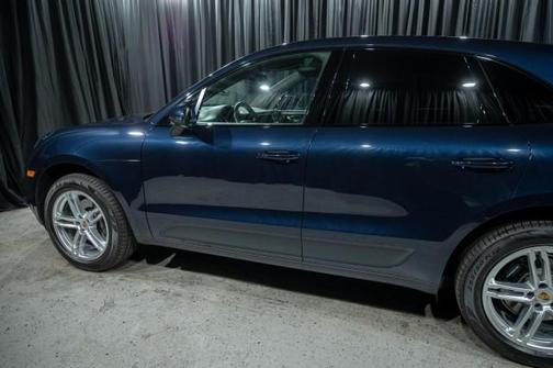 2019 Porsche Macan Base