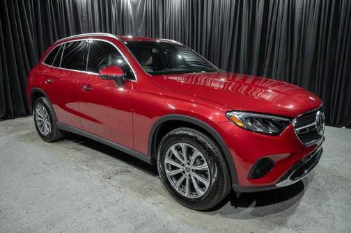 2025 Mercedes-Benz GLC 300 Base