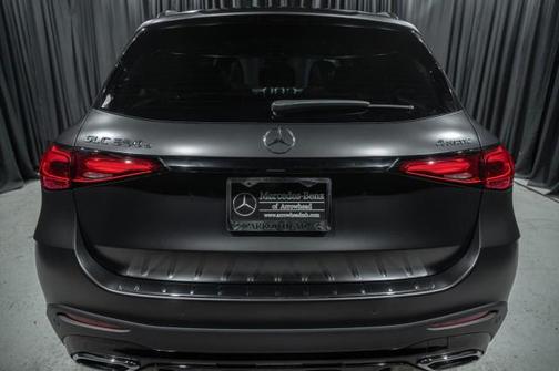 2025 Mercedes-Benz GLC 350e Base