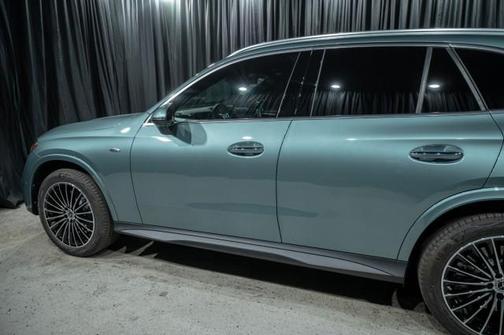 2025 Mercedes-Benz GLC 350e Base