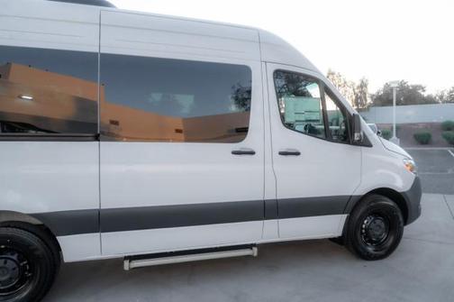 2025 Mercedes-Benz Sprinter 2500 High Roof