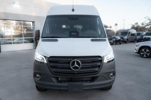 2025 Mercedes-Benz Sprinter 2500 High Roof