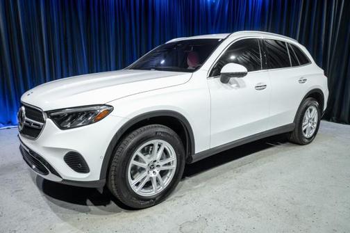 2025 Mercedes-Benz GLC 300 Base