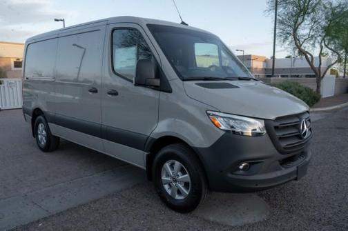 2025 Mercedes-Benz Sprinter 2500 Standard Roof