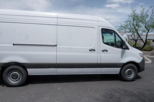 2025 Mercedes-Benz Sprinter 2500 High Roof