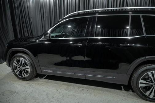 2025 Mercedes-Benz GLB 250 Base