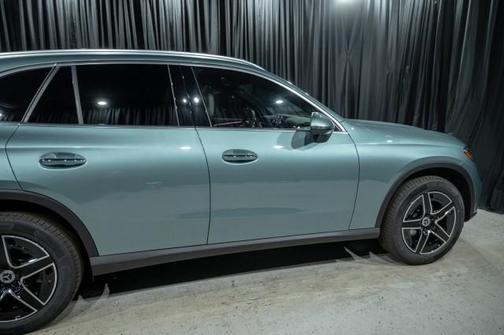 2026 Mercedes-Benz GLC 300 Base