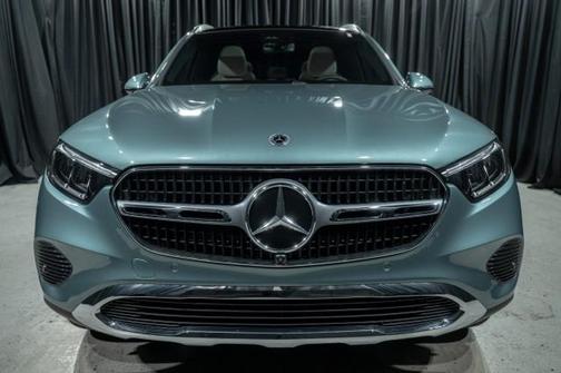 2026 Mercedes-Benz GLC 300 Base