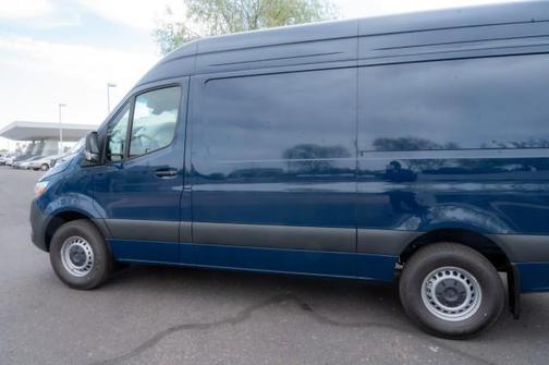 2025 Mercedes-Benz Sprinter 2500 Standard Roof