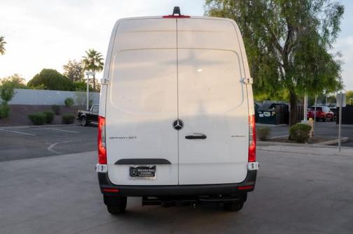 2025 Mercedes-Benz Sprinter 2500 Standard Roof