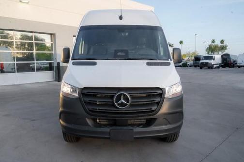 2025 Mercedes-Benz Sprinter 2500 Standard Roof