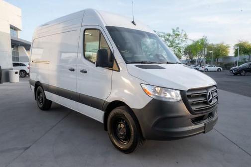2025 Mercedes-Benz Sprinter 2500 Standard Roof