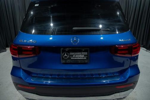 2026 Mercedes-Benz GLB 250 4MATIC