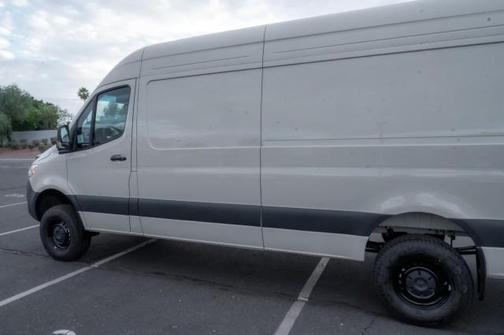 2025 Mercedes-Benz Sprinter 2500 High Roof