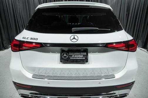 2026 Mercedes-Benz GLC 300 Base