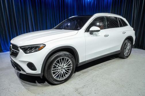 2026 Mercedes-Benz GLC 300 Base