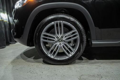 2026 Mercedes-Benz GLS 450 4MATIC