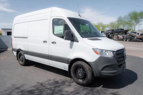 2025 Mercedes-Benz Sprinter 2500 Standard Roof