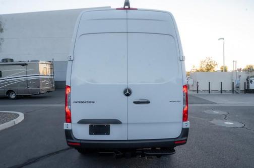 2025 Mercedes-Benz Sprinter 2500 Standard Roof