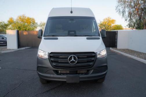 2025 Mercedes-Benz Sprinter 2500 Standard Roof