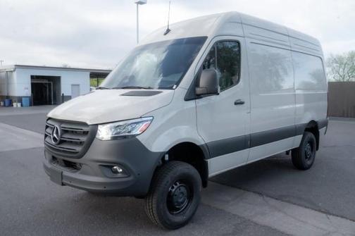 2025 Mercedes-Benz Sprinter 2500 Standard Roof