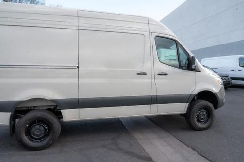 2025 Mercedes-Benz Sprinter 2500 Standard Roof