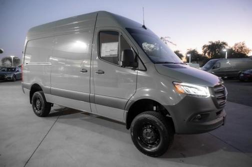 2026 Mercedes-Benz Sprinter 2500 Standard Roof