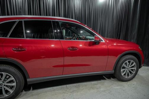 2026 Mercedes-Benz GLC 300 Base