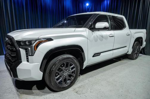 2023 Toyota Tundra Platinum