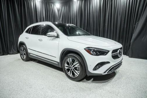 Polar White 2025 Mercedes-Benz GLA 250 4MATIC