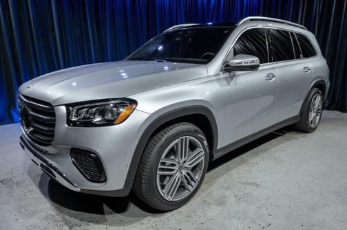 2025 Mercedes-Benz GLS 450 4MATIC