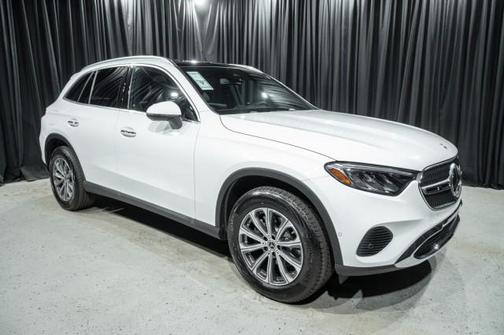 Polar White 2026 Mercedes-Benz GLC 300 4MATIC