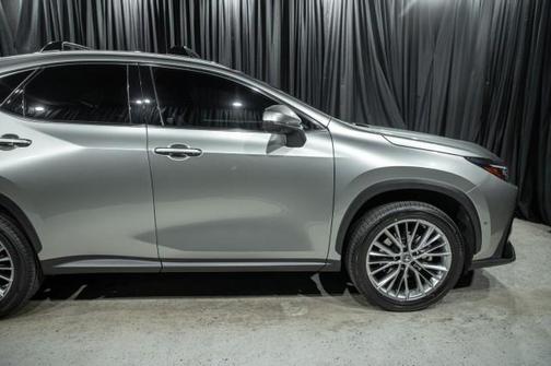 Atomic Silver 2022 Lexus NX 350h Luxury