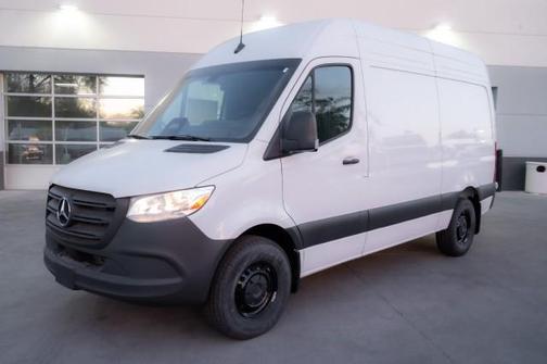 2025 Mercedes-Benz Sprinter 2500 Standard Roof