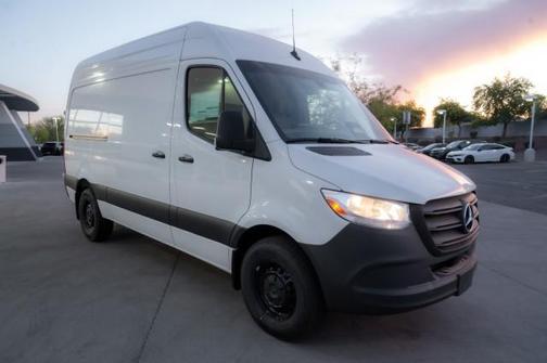 2025 Mercedes-Benz Sprinter 2500 Standard Roof