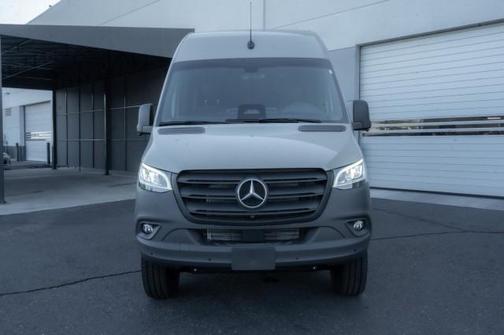 2025 Mercedes-Benz Sprinter 2500 High Roof