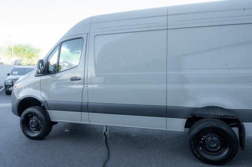 2025 Mercedes-Benz Sprinter 2500 High Roof