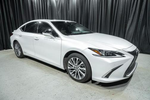 2021 Lexus ES 300h Base