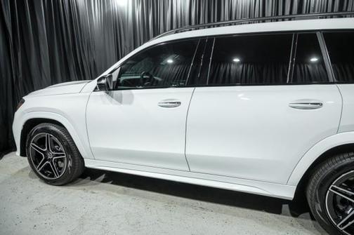 2026 Mercedes-Benz GLS 450 4MATIC