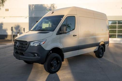 2025 Mercedes-Benz Sprinter 2500 Standard Roof